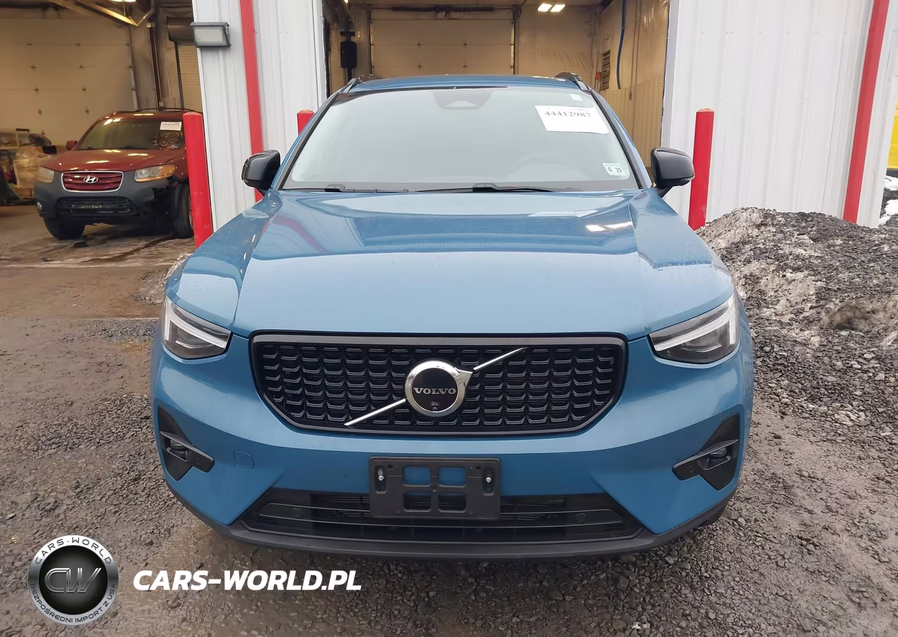 2024 Volvo Xc40 B5 Ultimate Dark Theme VIN:YV4L12UM1R2357723 - 12