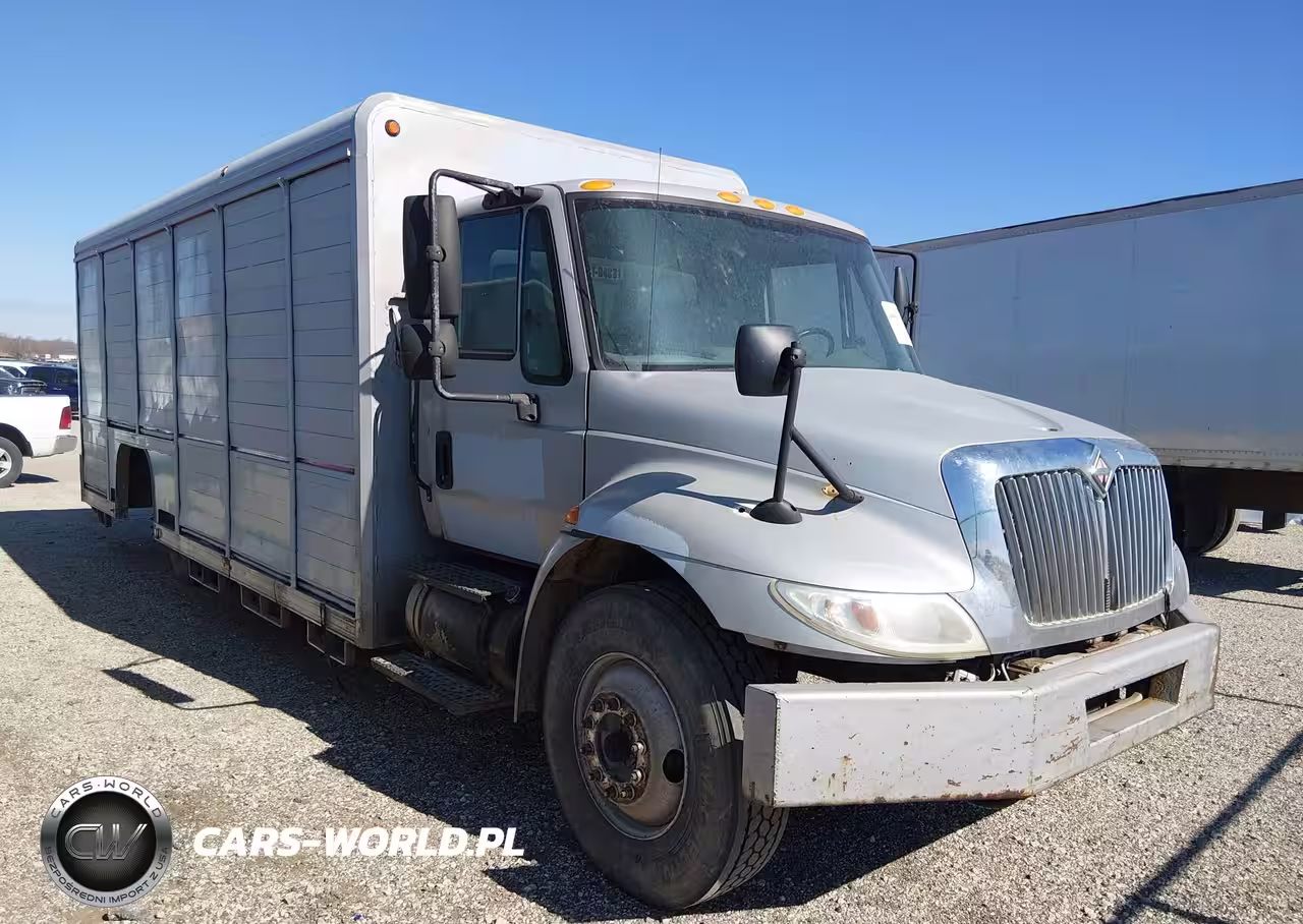 2004 International 4000 4300