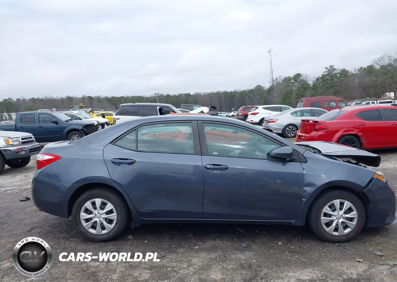 2015 Toyota Corolla L VIN:5YFBURHE0FP361440 - 13