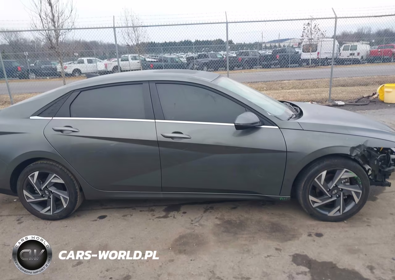 2025 Hyundai Elantra Limited VIN:KMHLP4DG1SU867857 - 14