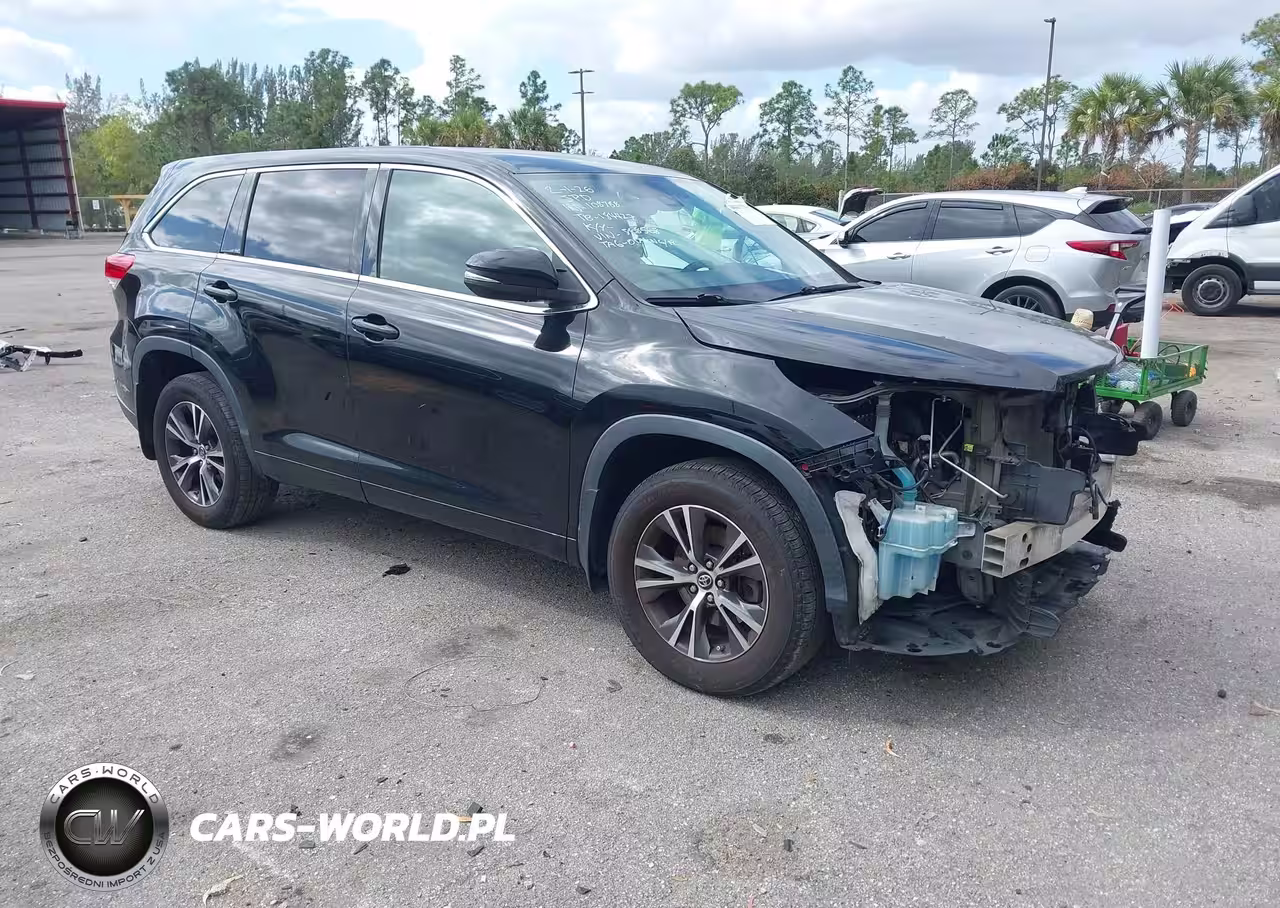 2018 Toyota Highlander Le