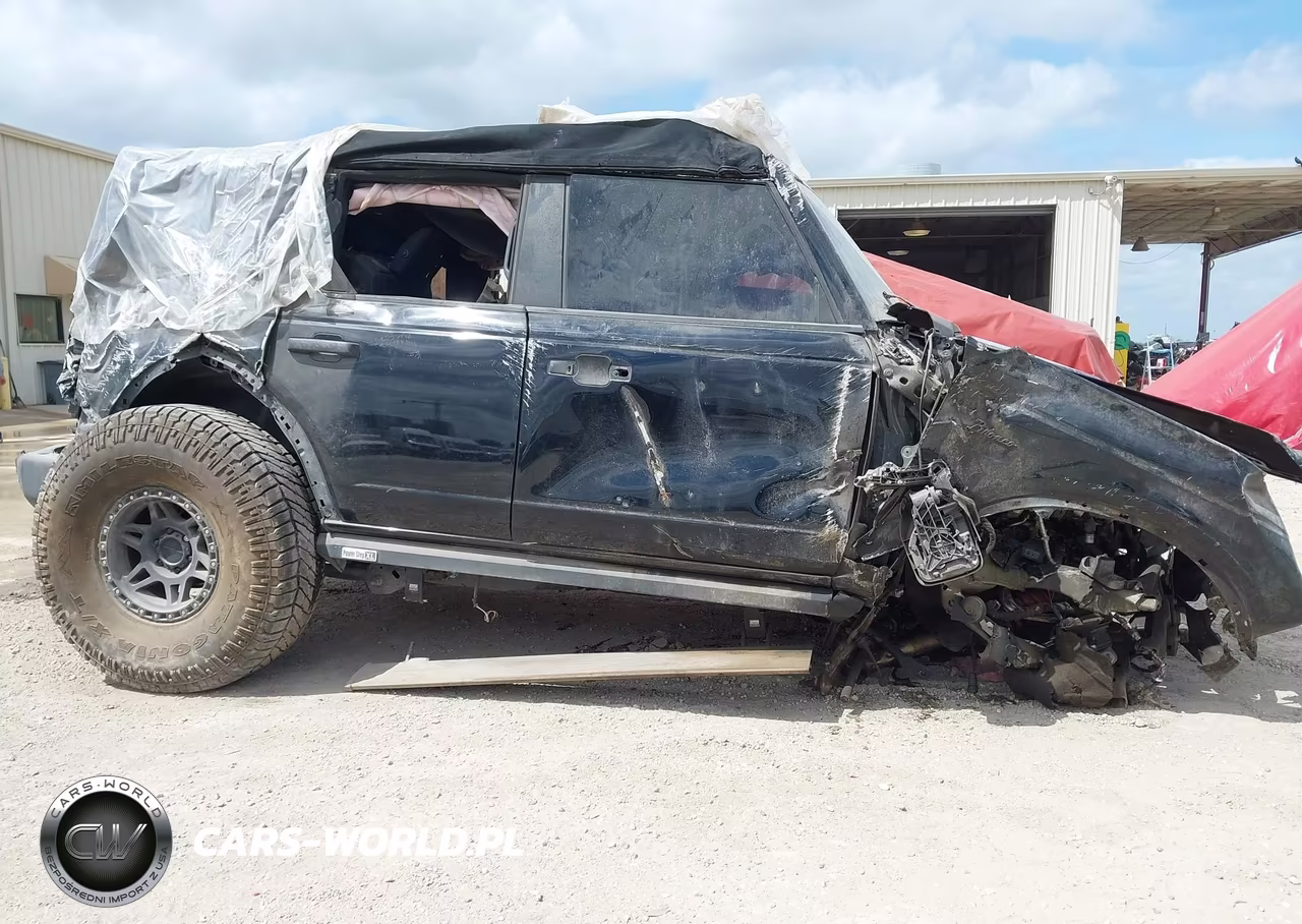 2022 Ford Bronco VIN:1FMEE5BPXNLA96025 - 14