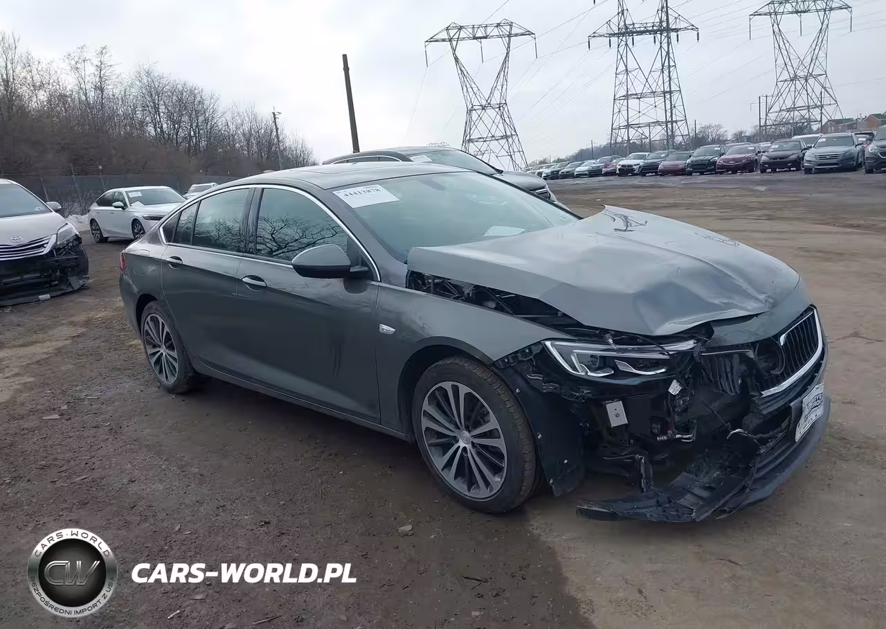 2018 Buick Regal Sportback Essence