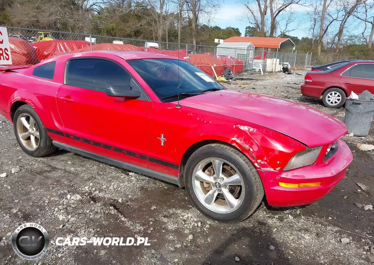 2007 Ford Mustang V6 Deluxe-V6 Premium