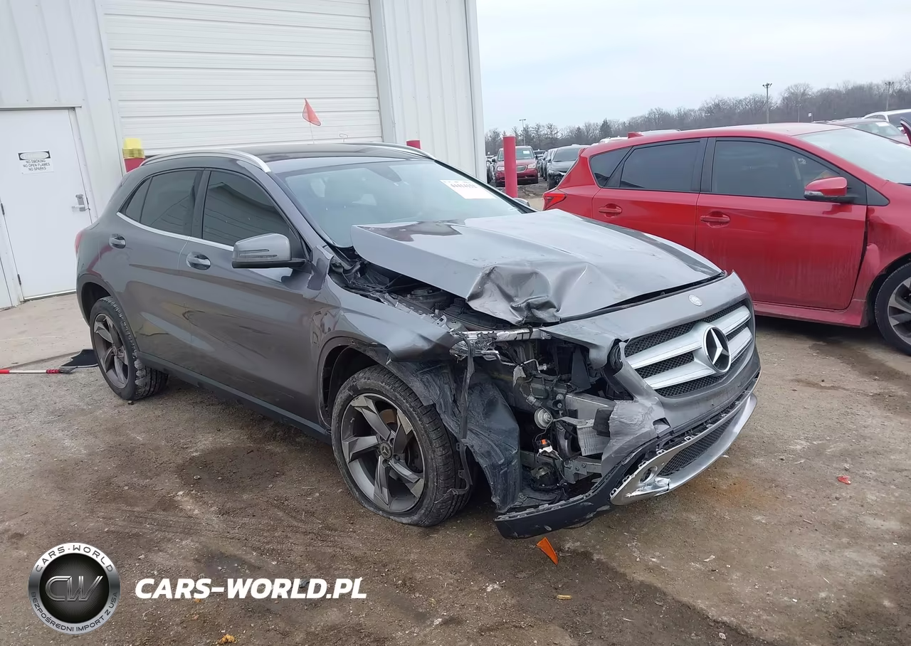2017 Mercedes-Benz Gla 250 4Matic – zdjęcie 1 z 16