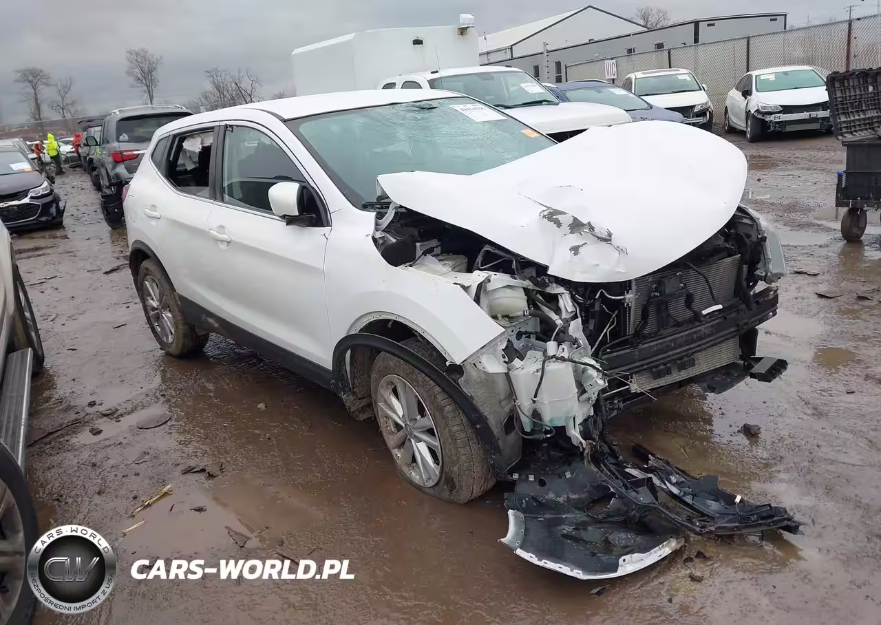 2018 Nissan Rogue Sport S