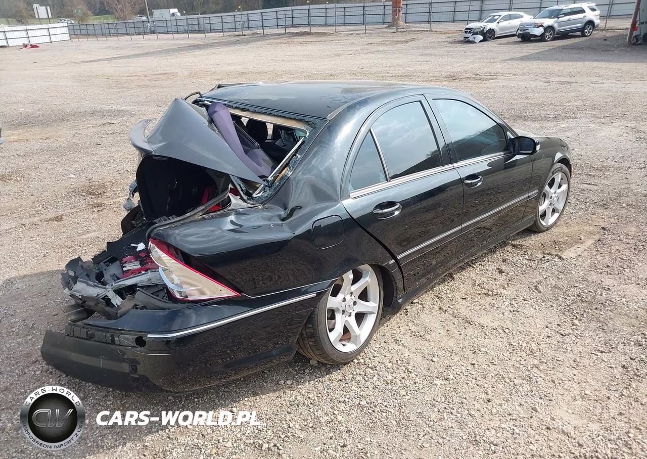 2007 Mercedes-Benz C 230 Sport VIN:WDBRF52HX7A945739 - 4