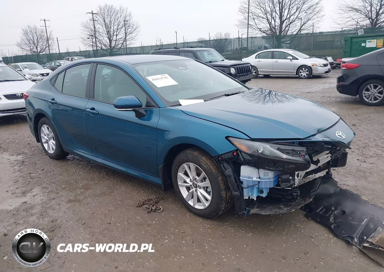 2025 Toyota Camry Le
