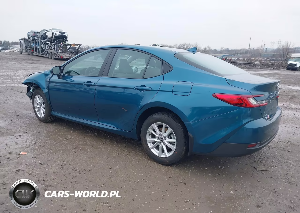 2025 Toyota Camry Le VIN:4T1DAACK9SU646243 - 3