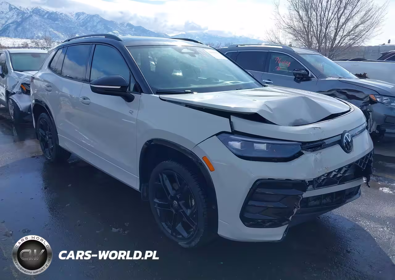 2025 Volkswagen Tiguan 2.0T Se R-Line Black