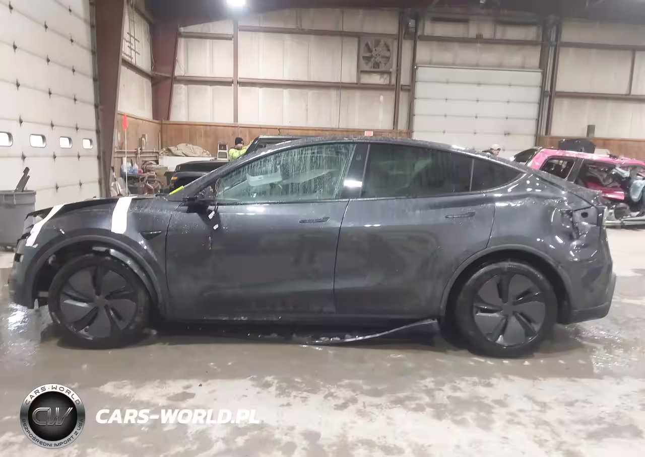 2026 Tesla Model Y Long Range Launch Series-Premium All-Wheel Drive VIN:7SAYGDEE3TF437249 - 14