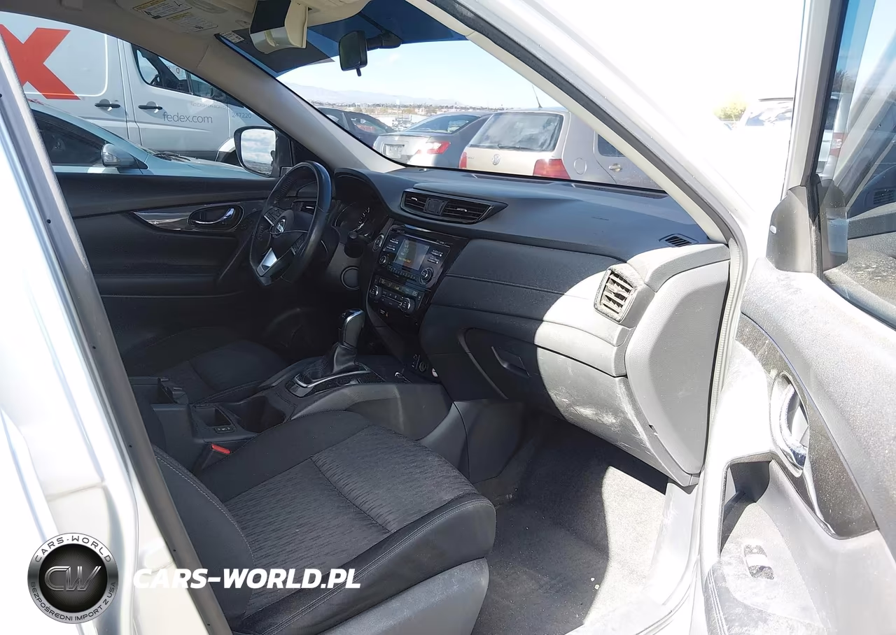 2017 Nissan Rogue Sv VIN:KNMAT2MT2HP514138 - 5