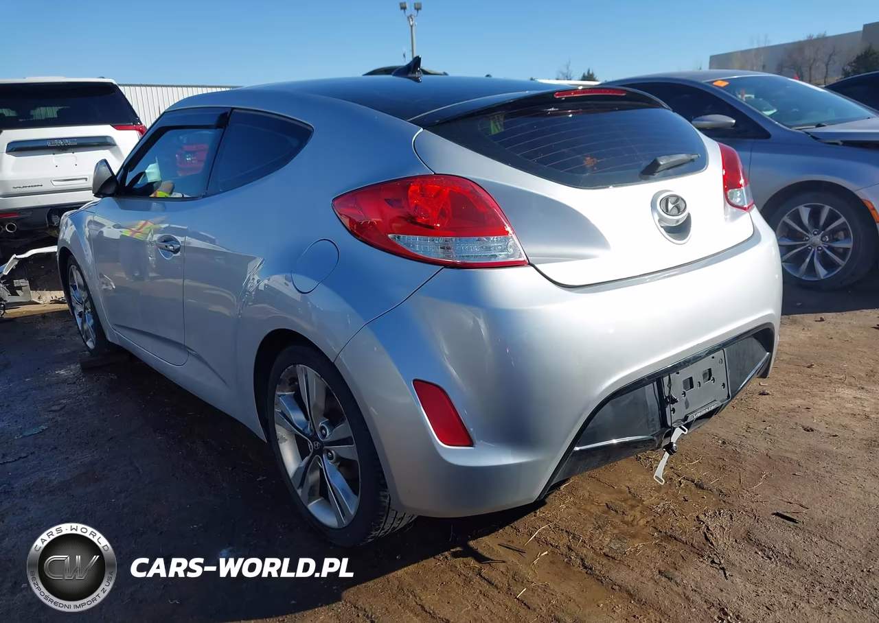 2017 Hyundai Veloster Value Edition VIN:KMHTC6AD9HU324086 - 3