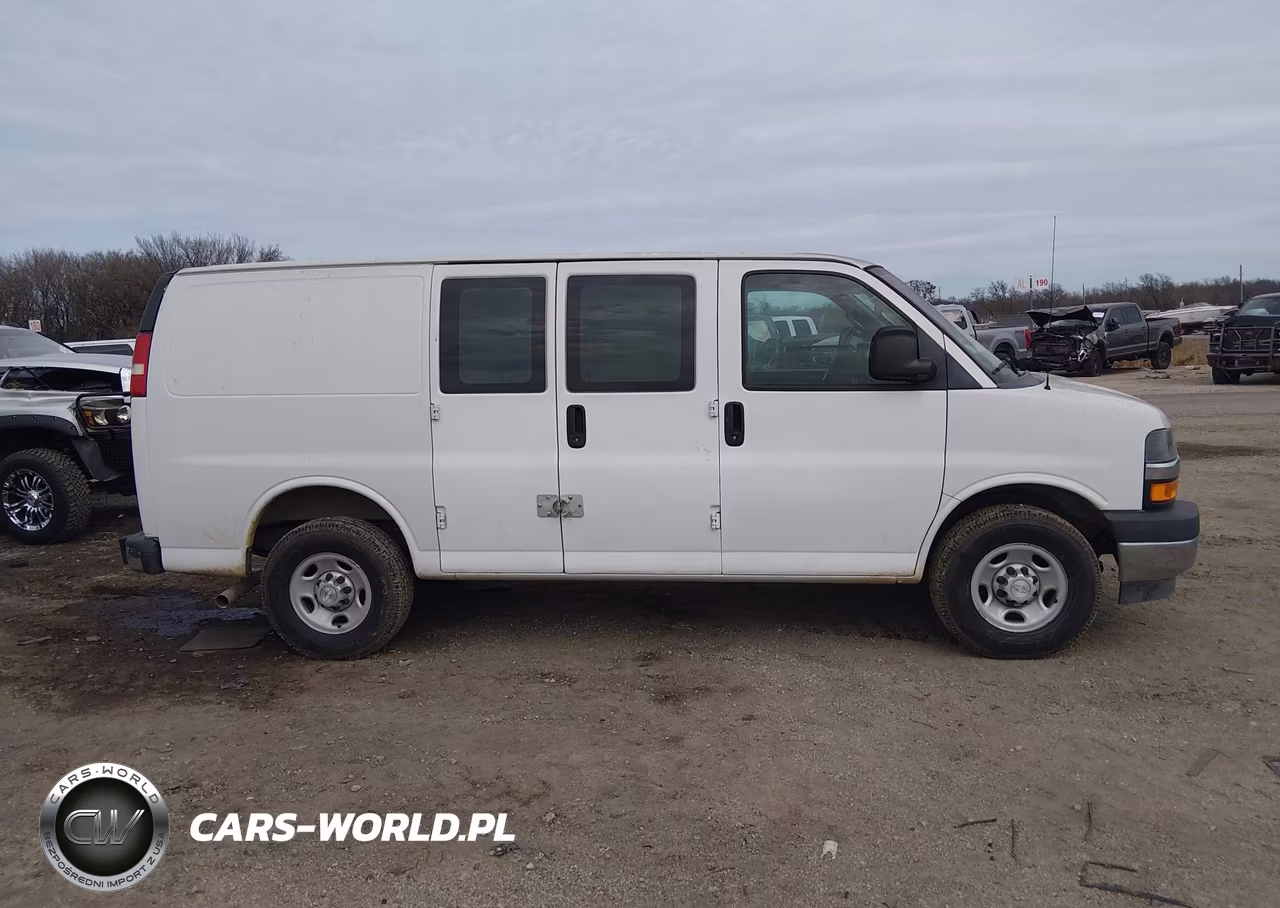 2018 Chevrolet Express 2500 Work Van VIN:1GCWGAFG1J1908517 - 13