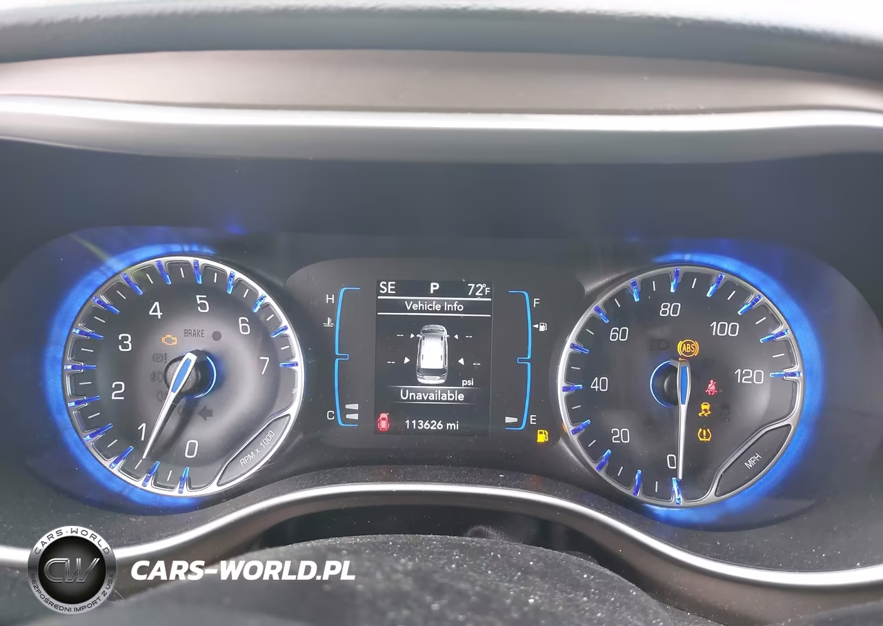 2019 Chrysler Pacifica Touring L VIN:2C4RC1BG1KR561069 - 7