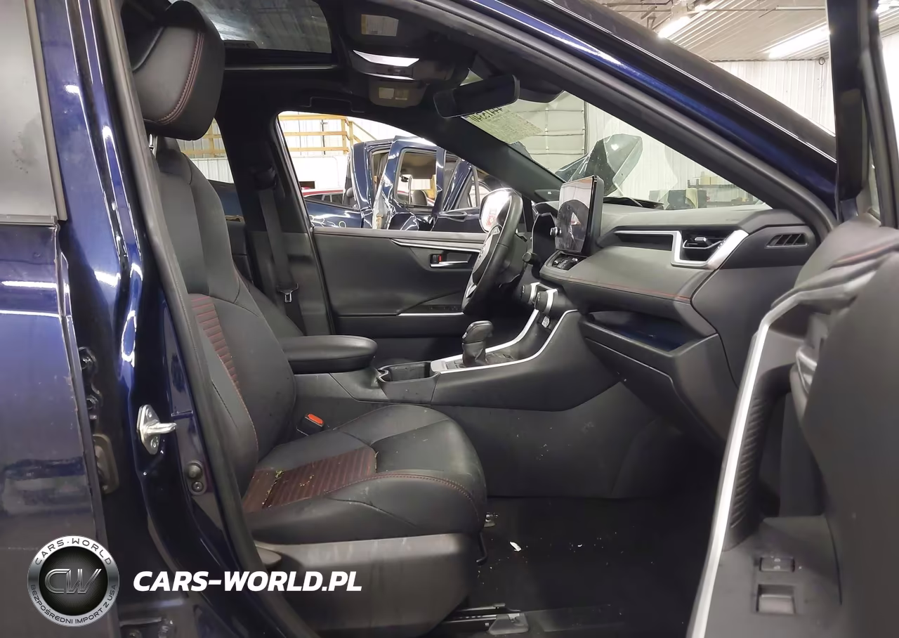 2025 Toyota Rav4 Plug-In Hybrid Xse VIN:JTMEB3FV7SD257785 - 5