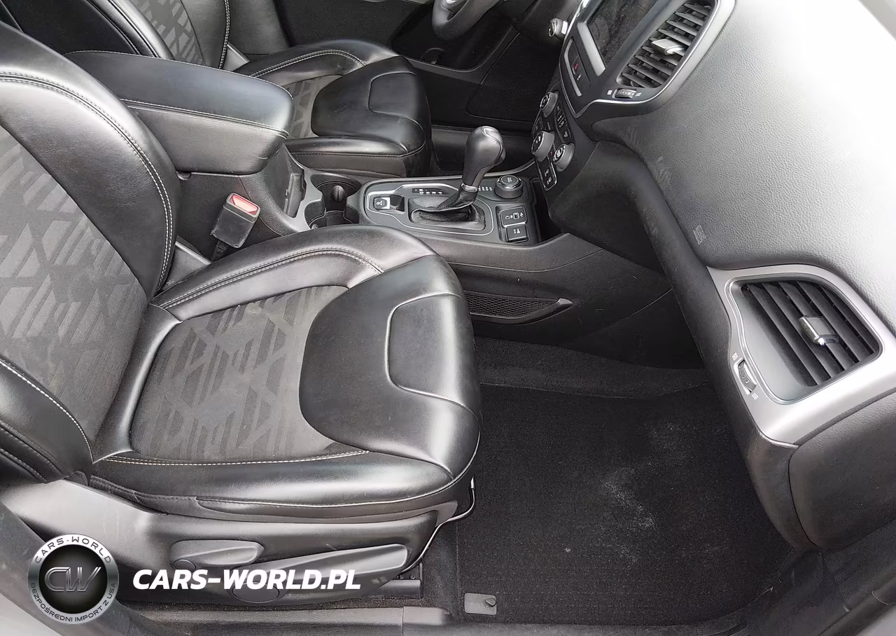 2022 Jeep Cherokee X 4X4 VIN:1C4PJMCX7ND552025 - 5