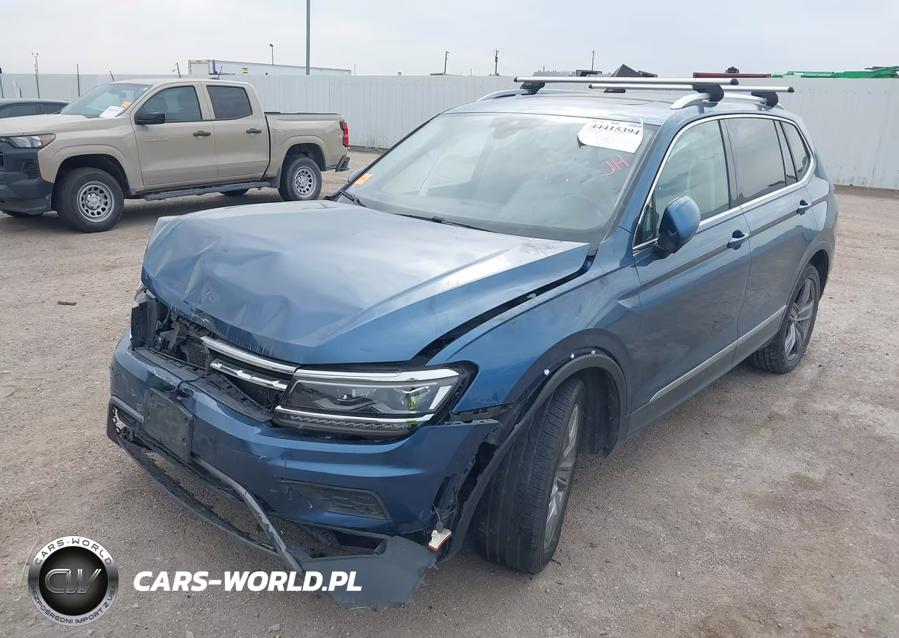 2018 Volkswagen Tiguan 2.0T Sel Premium VIN:3VV4B7AX4JM012040 - 2