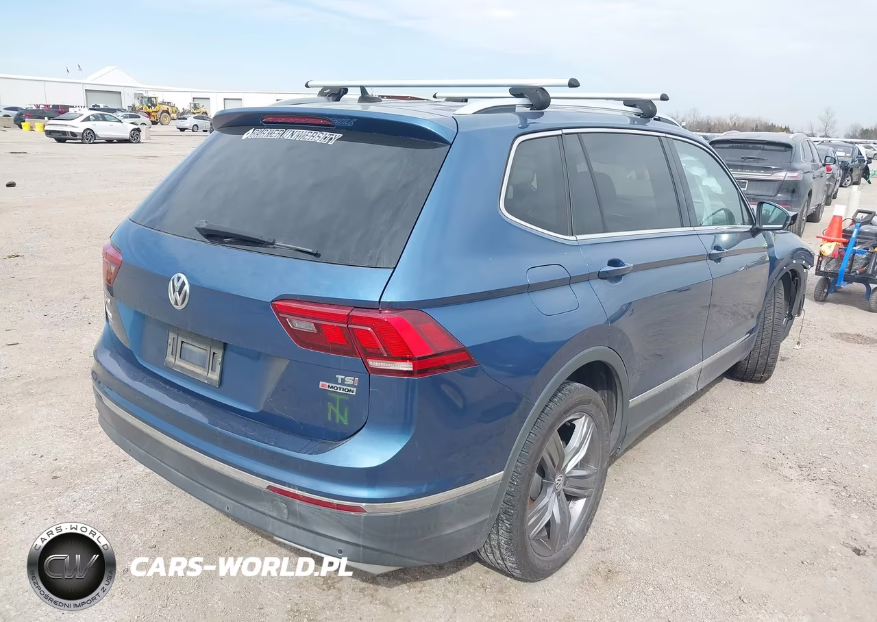 2018 Volkswagen Tiguan 2.0T Sel Premium VIN:3VV4B7AX4JM012040 - 4