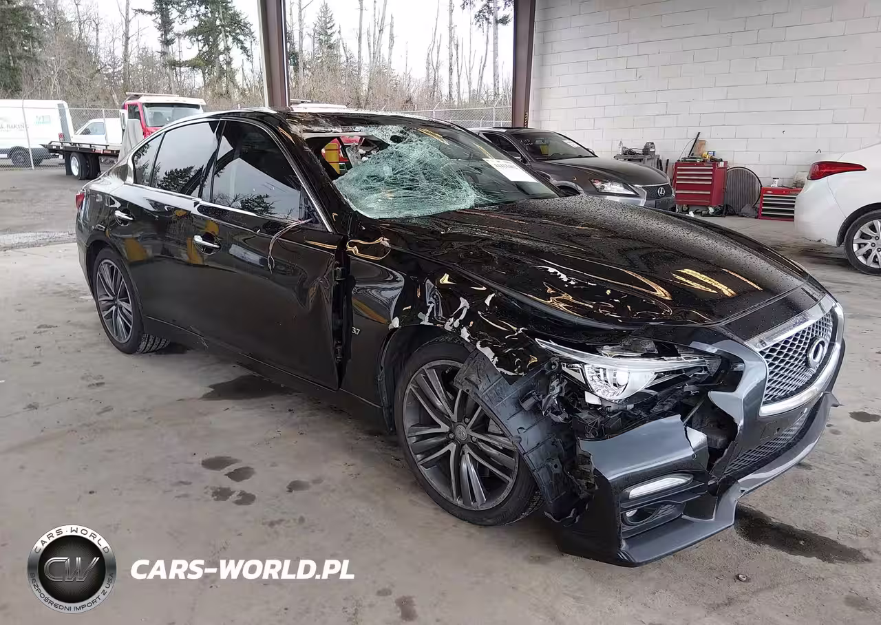 2015 Infiniti Q50 Sport