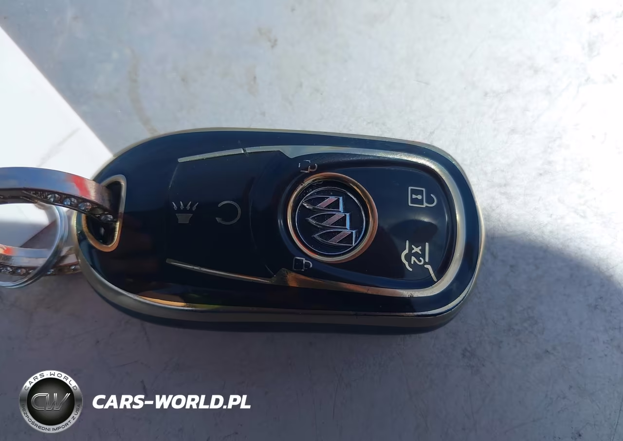 2018 Buick Enclave Essence VIN:5GAEVAKWXJJ224114 - 11