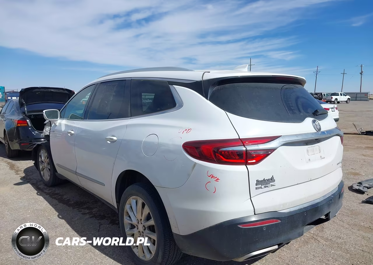 2018 Buick Enclave Essence VIN:5GAEVAKWXJJ224114 - 3