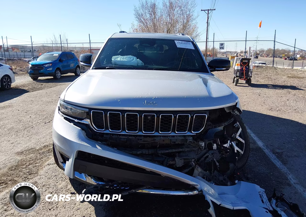 2024 Jeep Grand Cherokee L Limited 4X4 VIN:1C4RJKBGXR8553327 - 13