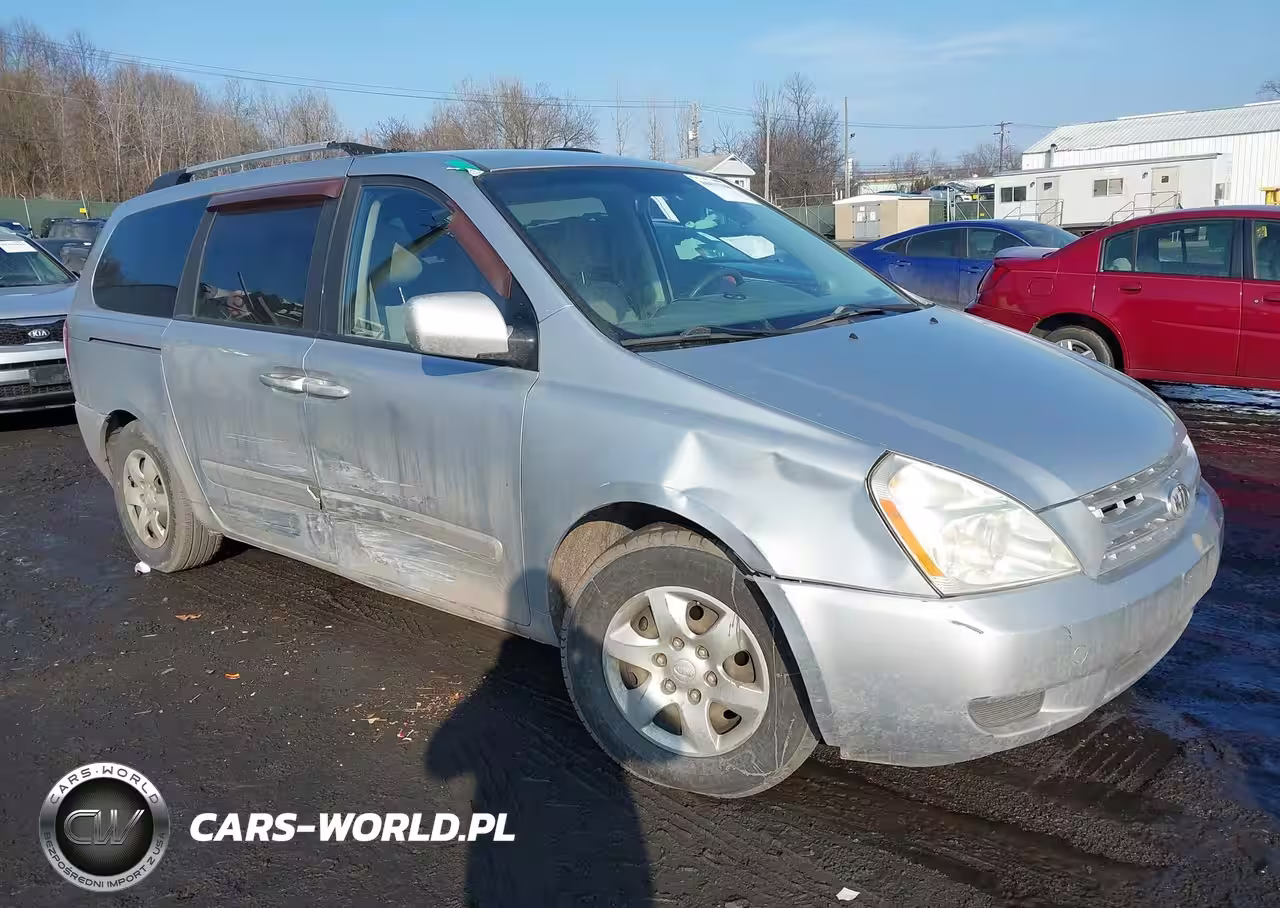 2009 Kia Sedona Lx