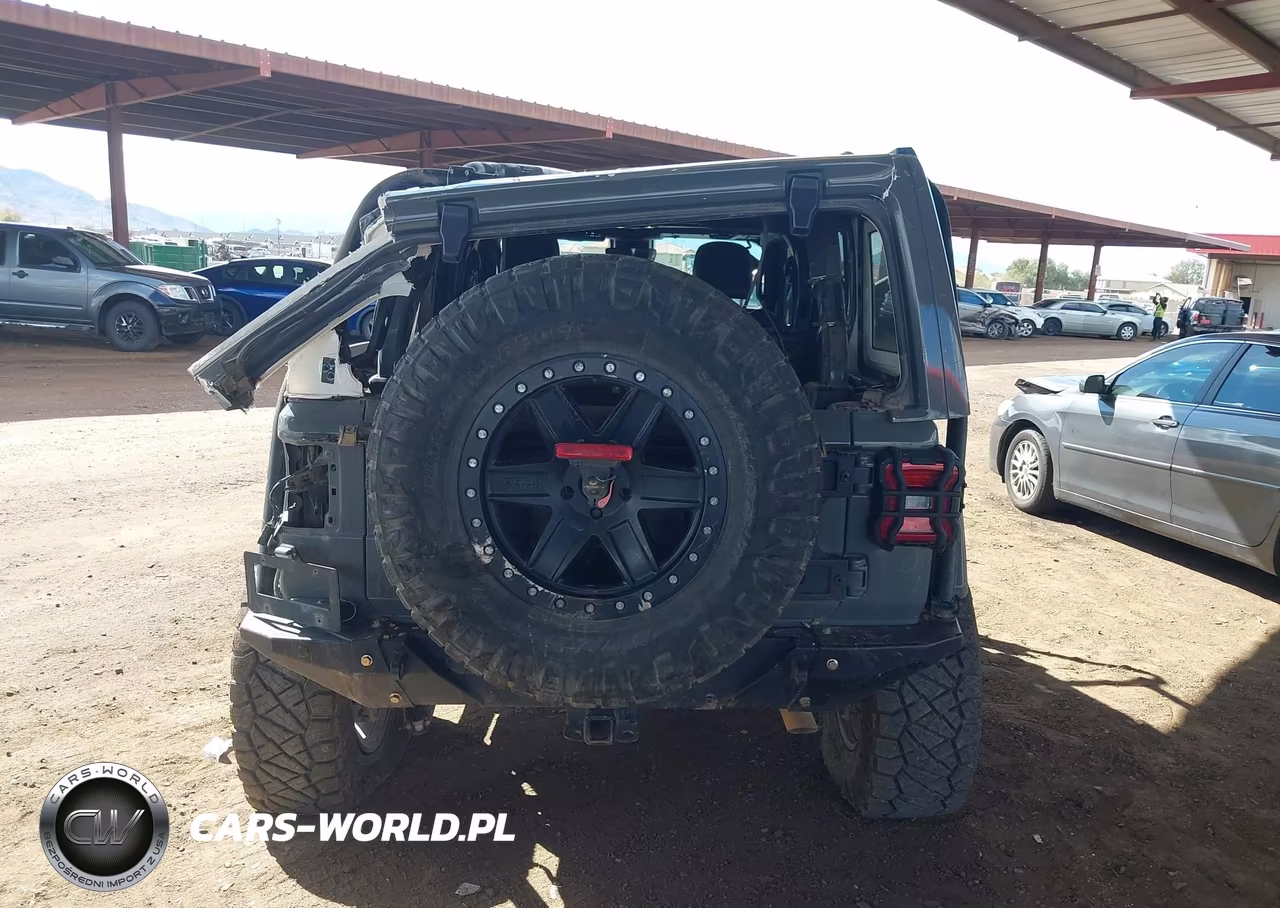 2020 Jeep Wrangler Unlimited Rubicon 4X4 VIN:1C4HJXFG4LW186656 - 16