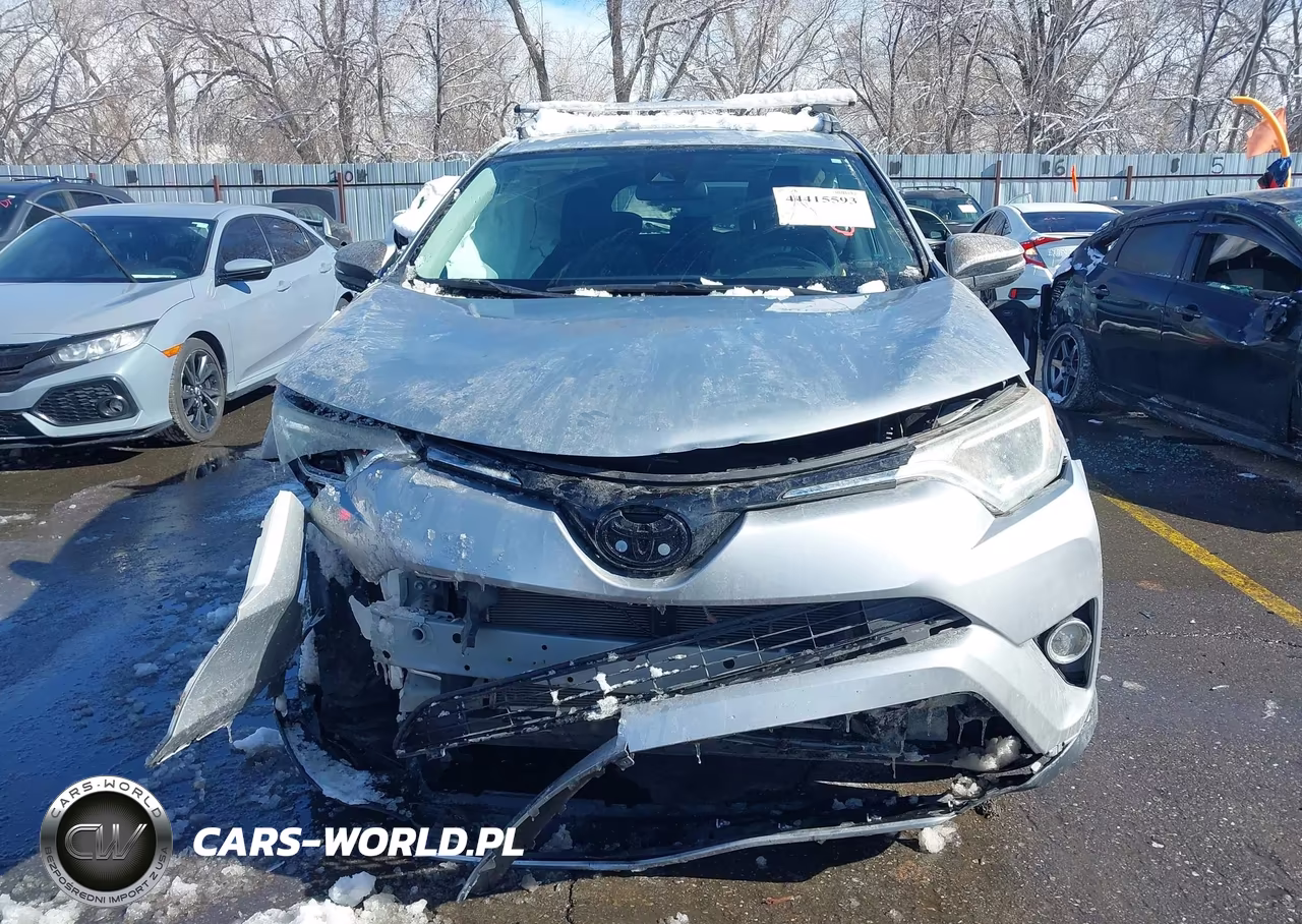 2018 Toyota Rav4 Xle VIN:2T3RFREV4JW844599 - 12