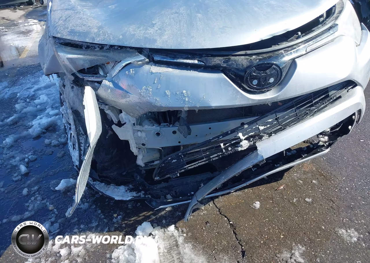 2018 Toyota Rav4 Xle VIN:2T3RFREV4JW844599 - 6