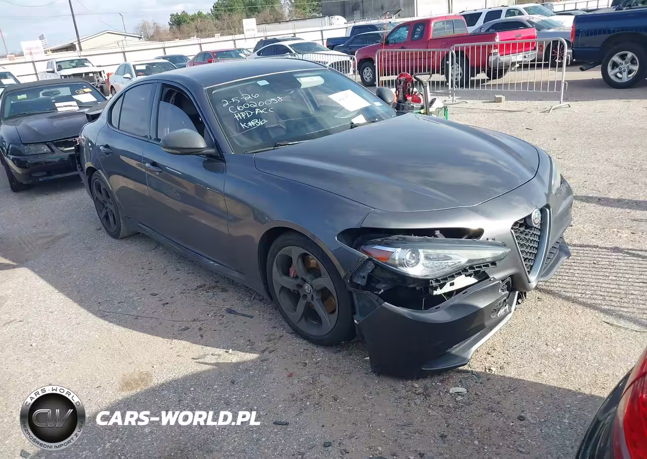 2017 Alfa Romeo Giulia Rwd