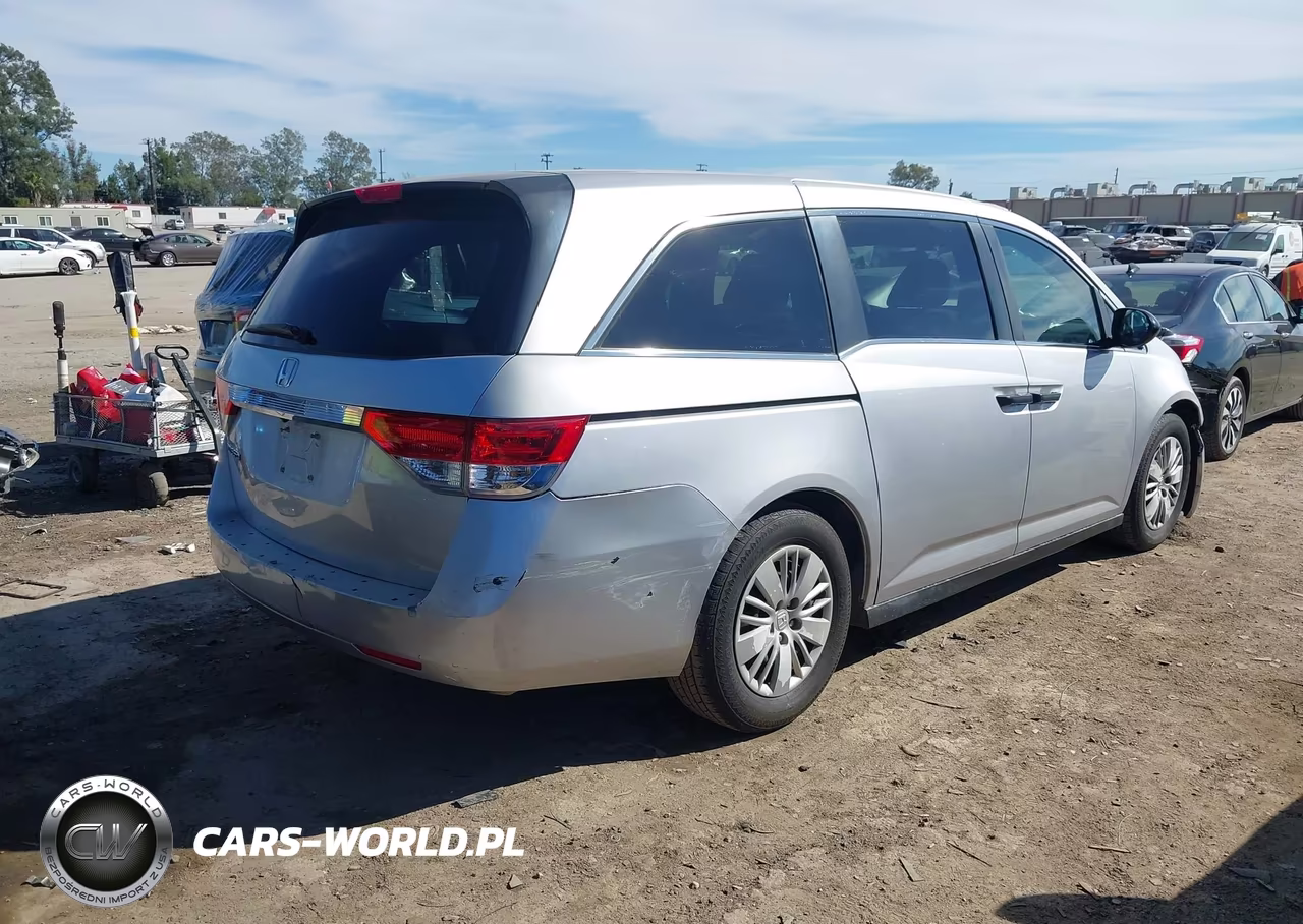 2014 Honda Odyssey Lx VIN:5FNRL5H24EB045999 - 4