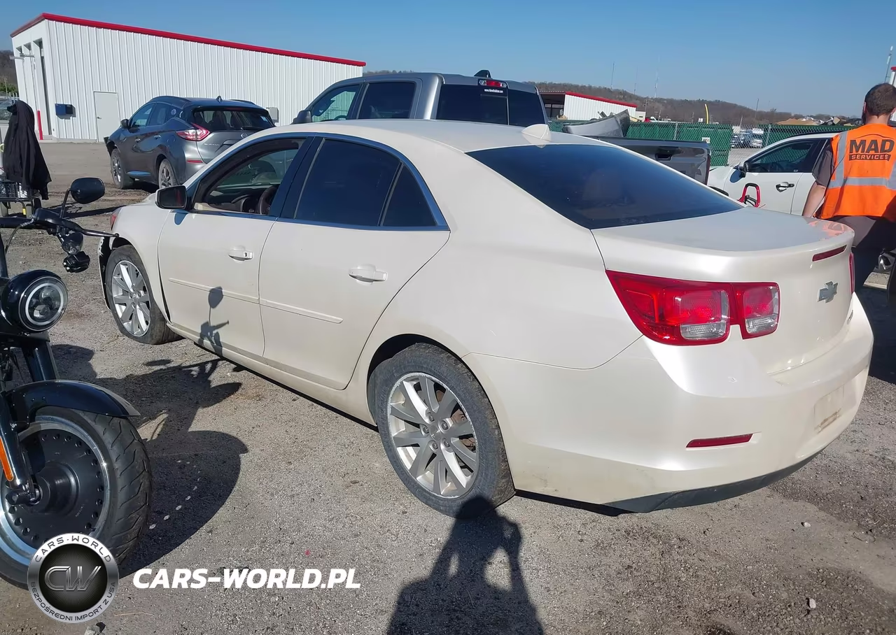 2013 Chevrolet Malibu 2Lt VIN:1G11E5SA4DF159110 - 3
