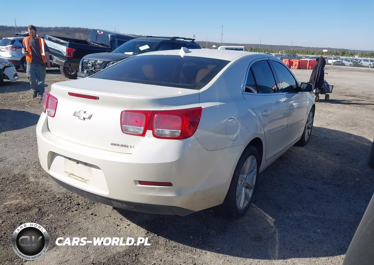 2013 Chevrolet Malibu 2Lt VIN:1G11E5SA4DF159110 - 4