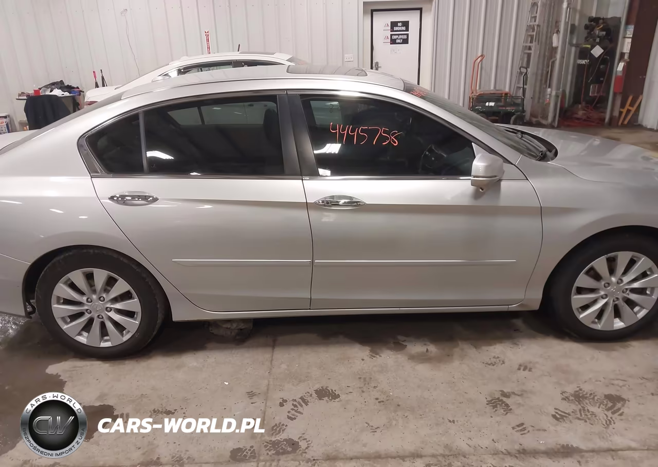 2015 Honda Accord Ex-L VIN:1HGCR2F83FA062931 - 13