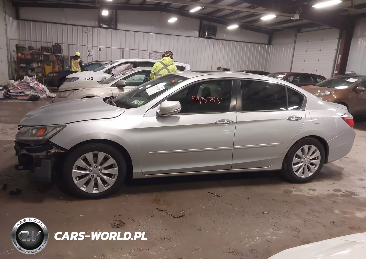 2015 Honda Accord Ex-L VIN:1HGCR2F83FA062931 - 14