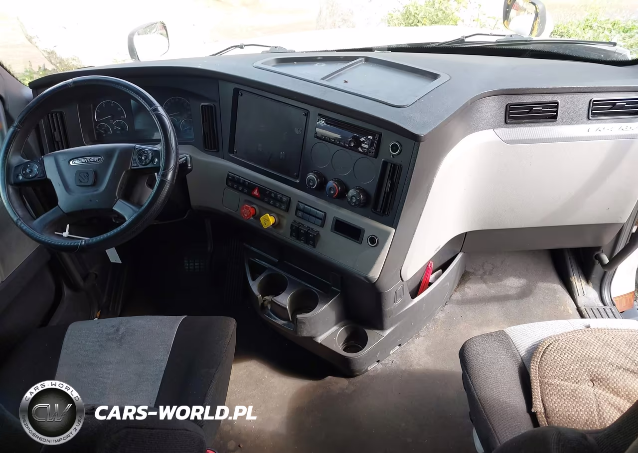 2020 Freightliner New Cascadia 126 VIN:3AKJHHDR0LSLL1083 - 13