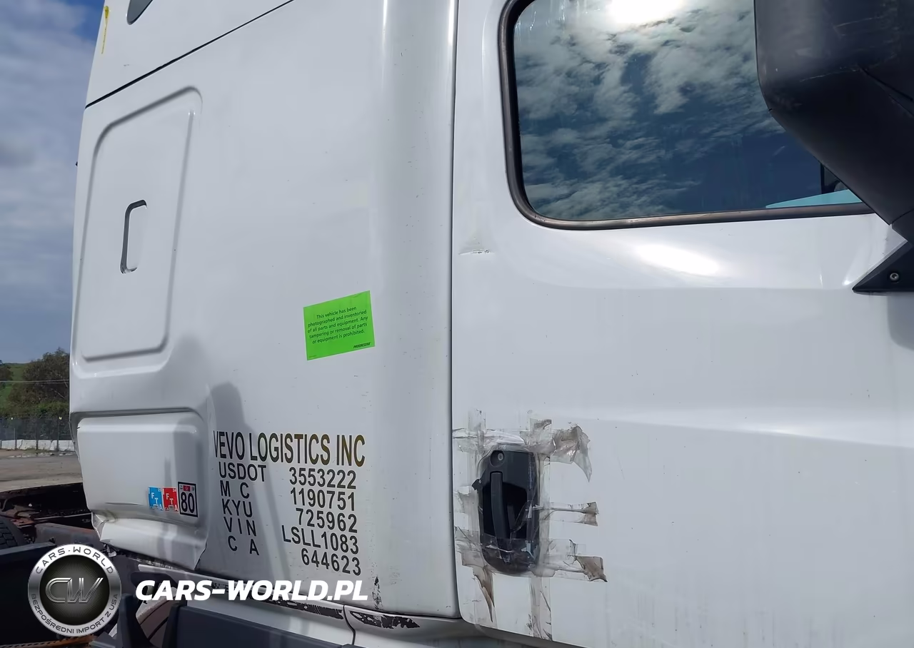 2020 Freightliner New Cascadia 126 VIN:3AKJHHDR0LSLL1083 - 17