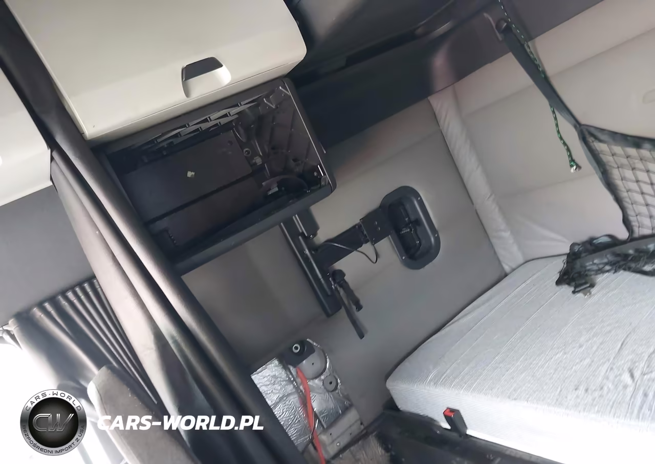 2020 Freightliner New Cascadia 126 VIN:3AKJHHDR0LSLL1083 - 21