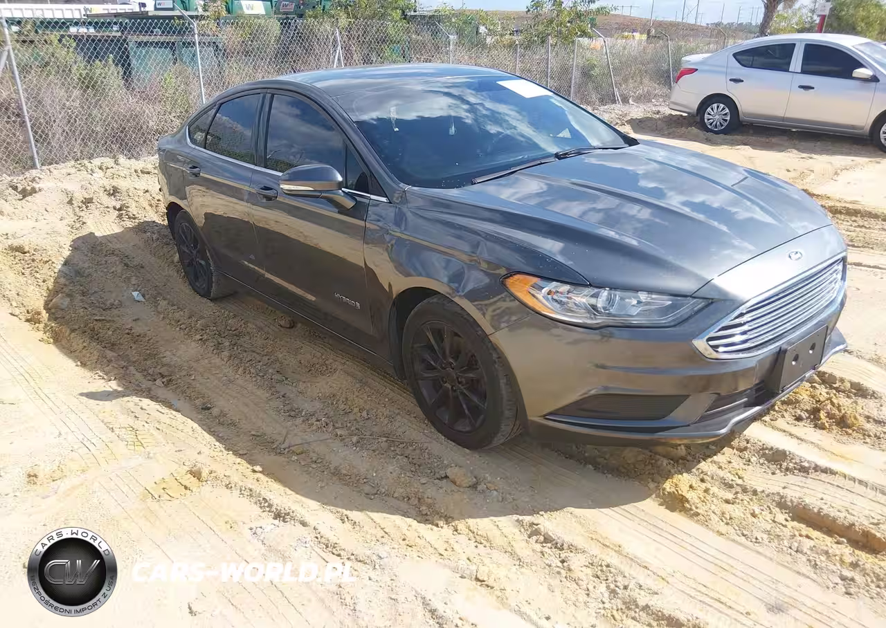2017 Ford Fusion Hybrid Se