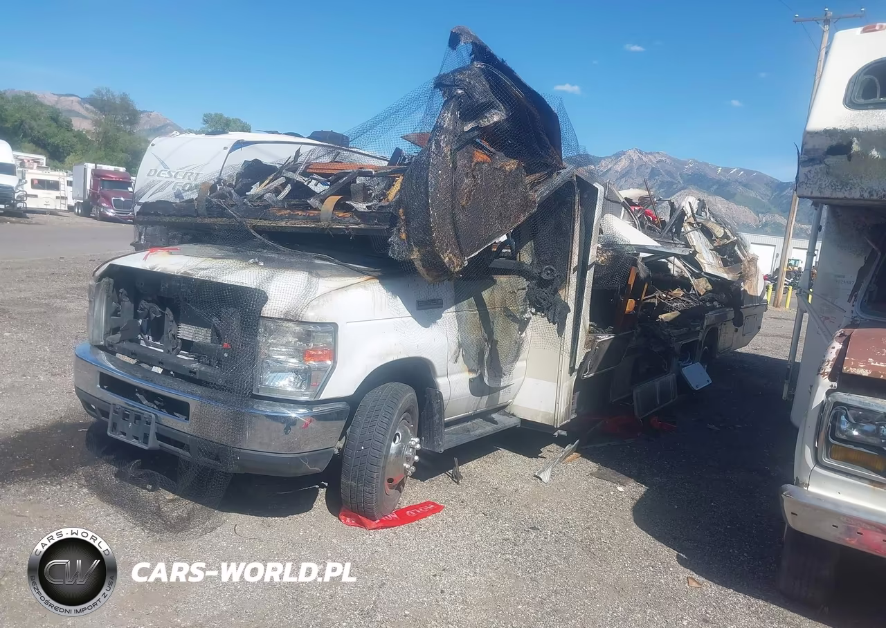 2017 Ford E-450 Cutaway VIN:1FDXE4FS1HDC02121 - 2