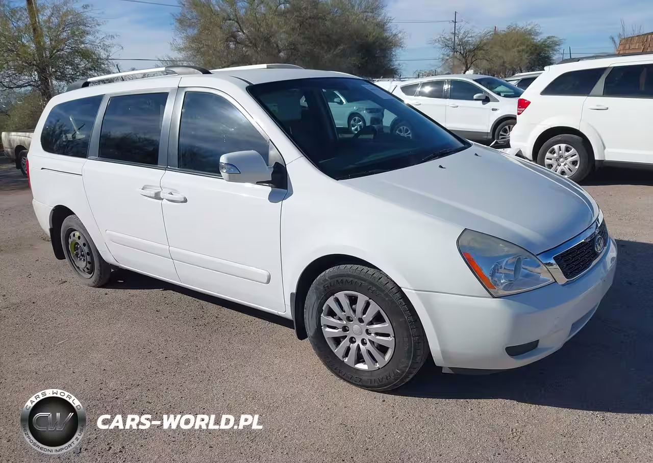 2012 Kia Sedona Lx