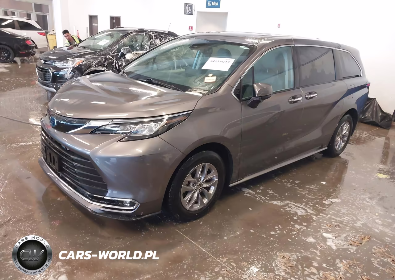 2022 Toyota Sienna Xle VIN:5TDYRKECXNS124031 - 2