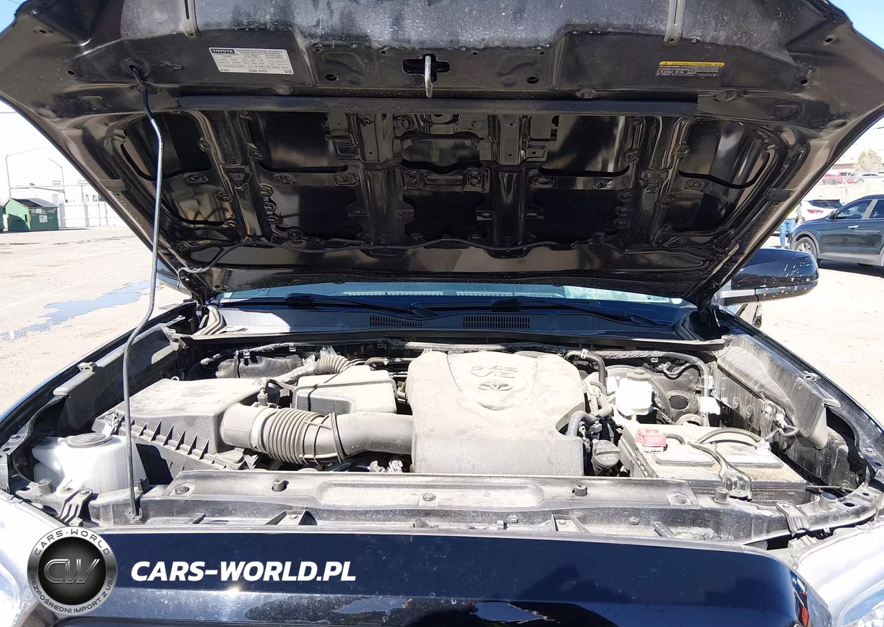 2023 Toyota Tacoma Sr V6 VIN:3TYCZ5AN5PT121855 - 10