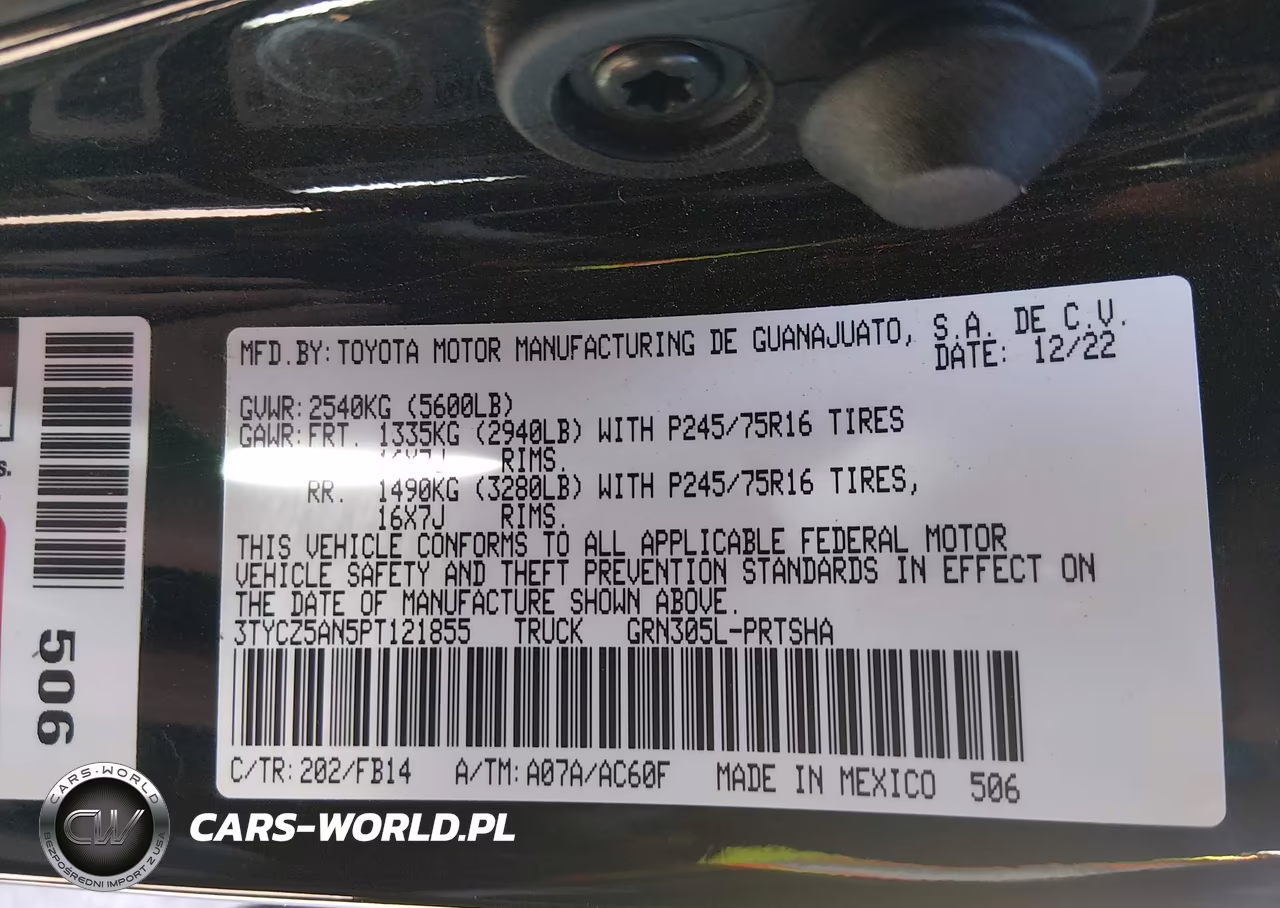 2023 Toyota Tacoma Sr V6 VIN:3TYCZ5AN5PT121855 - 9