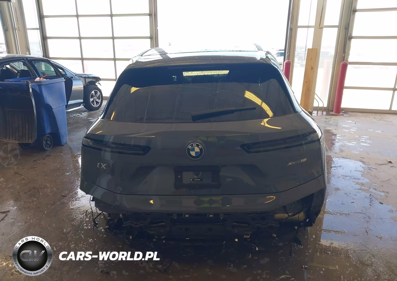 2025 BMW Ix xDrive50 VIN:WB523CF02SCU39836 - 21