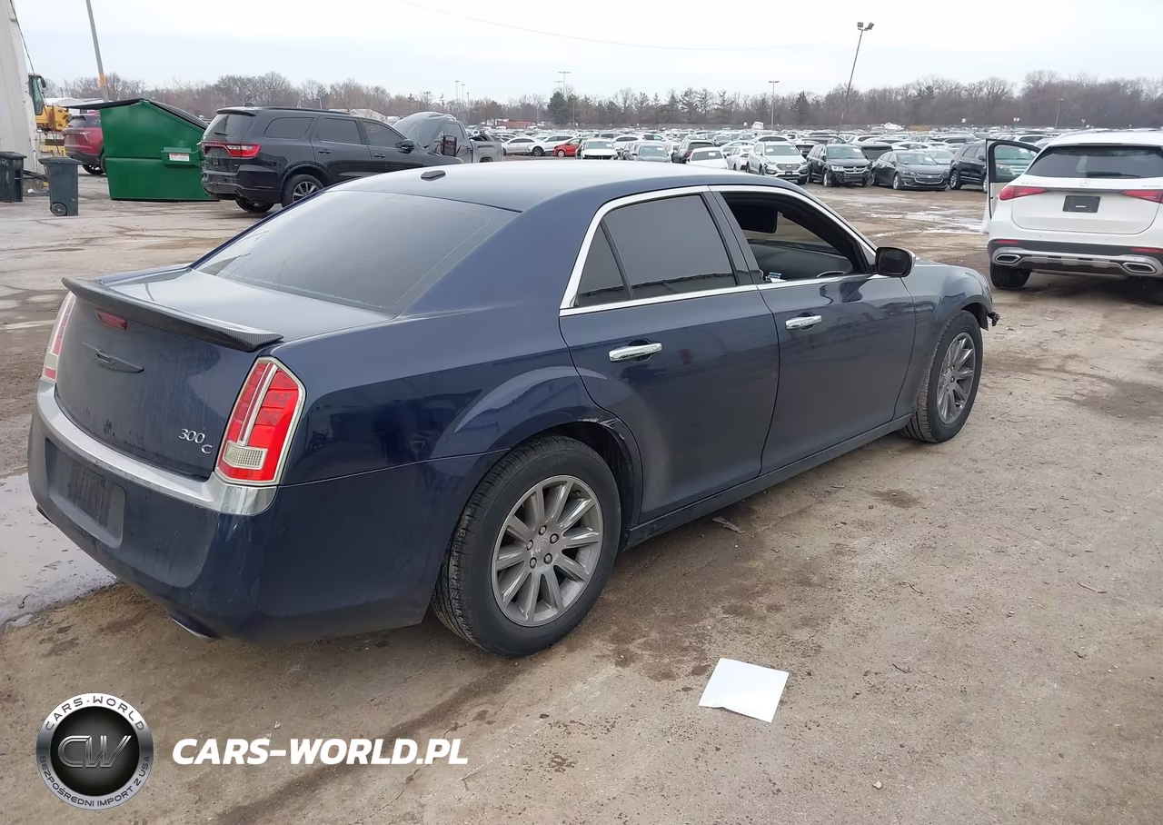 2014 Chrysler 300C VIN:2C3CCAEG9EH243796 - 4