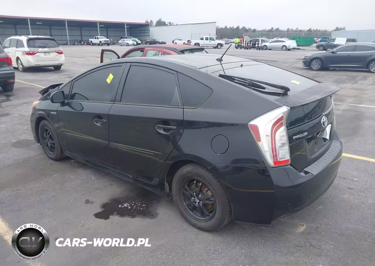 2013 Toyota Prius Two VIN:JTDKN3DU8D0341659 - 3