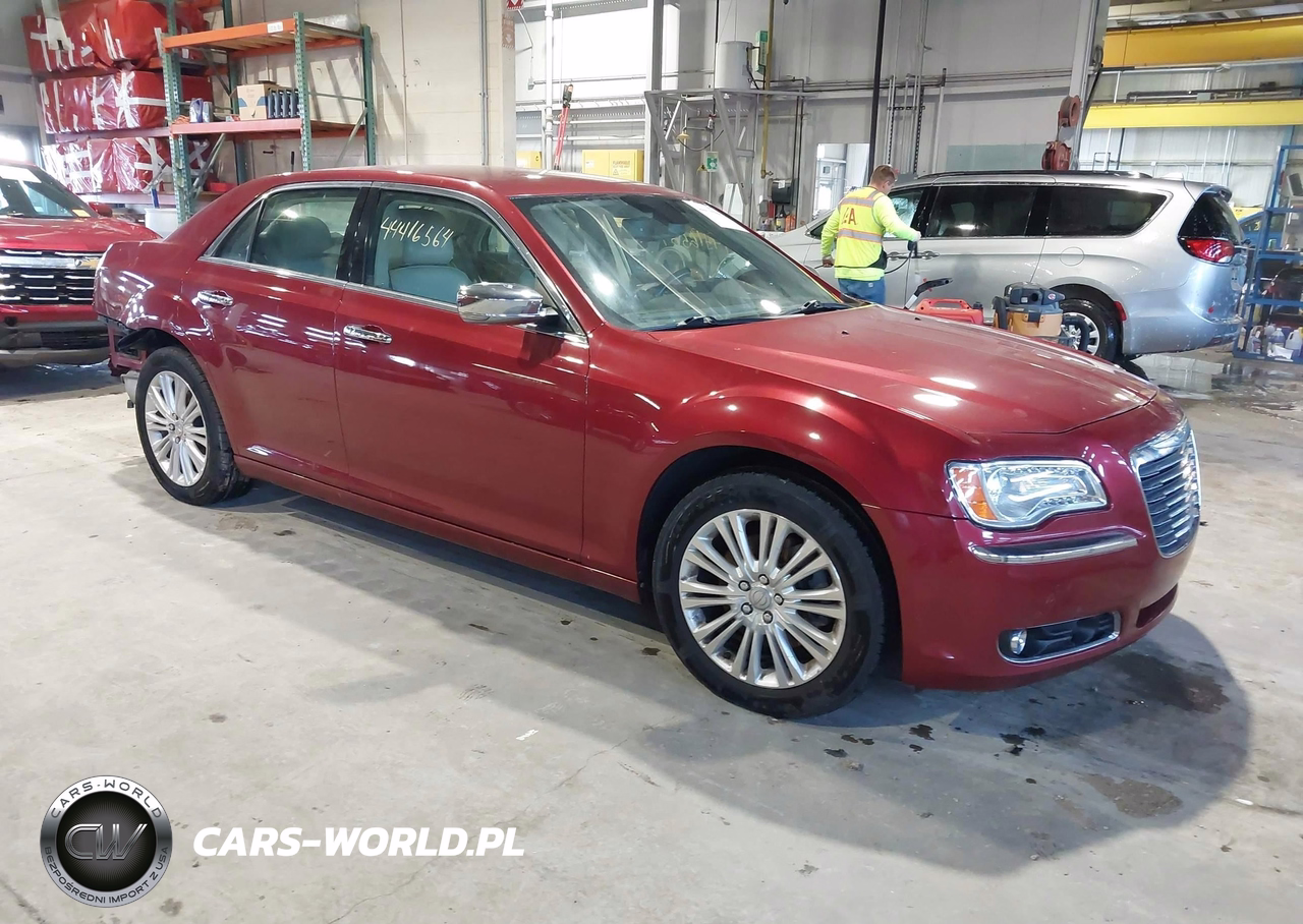 2013 Chrysler 300C Awd
